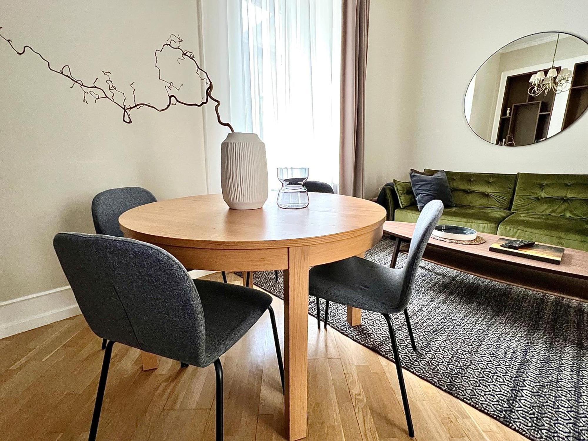 Vilnius Apartments & Suites - Town Hall Экстерьер фото
