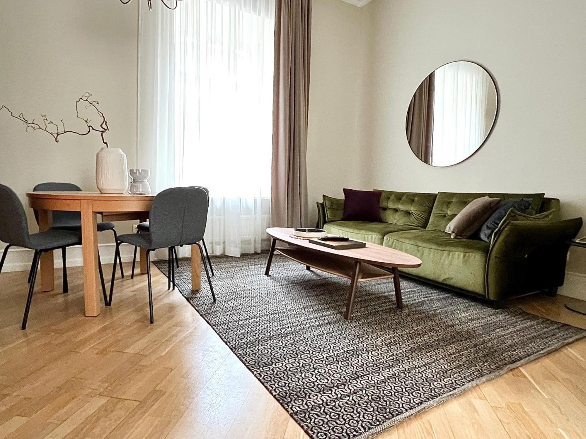 Vilnius Apartments & Suites - Town Hall Экстерьер фото
